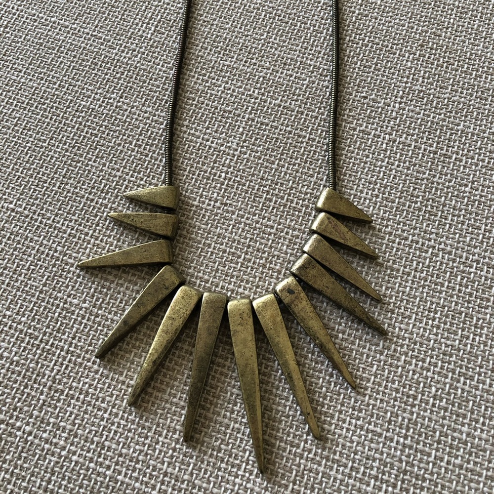 Adjustable necklace